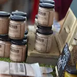 Come rendere la tua pelle perfetta con uno scrub naturale viso